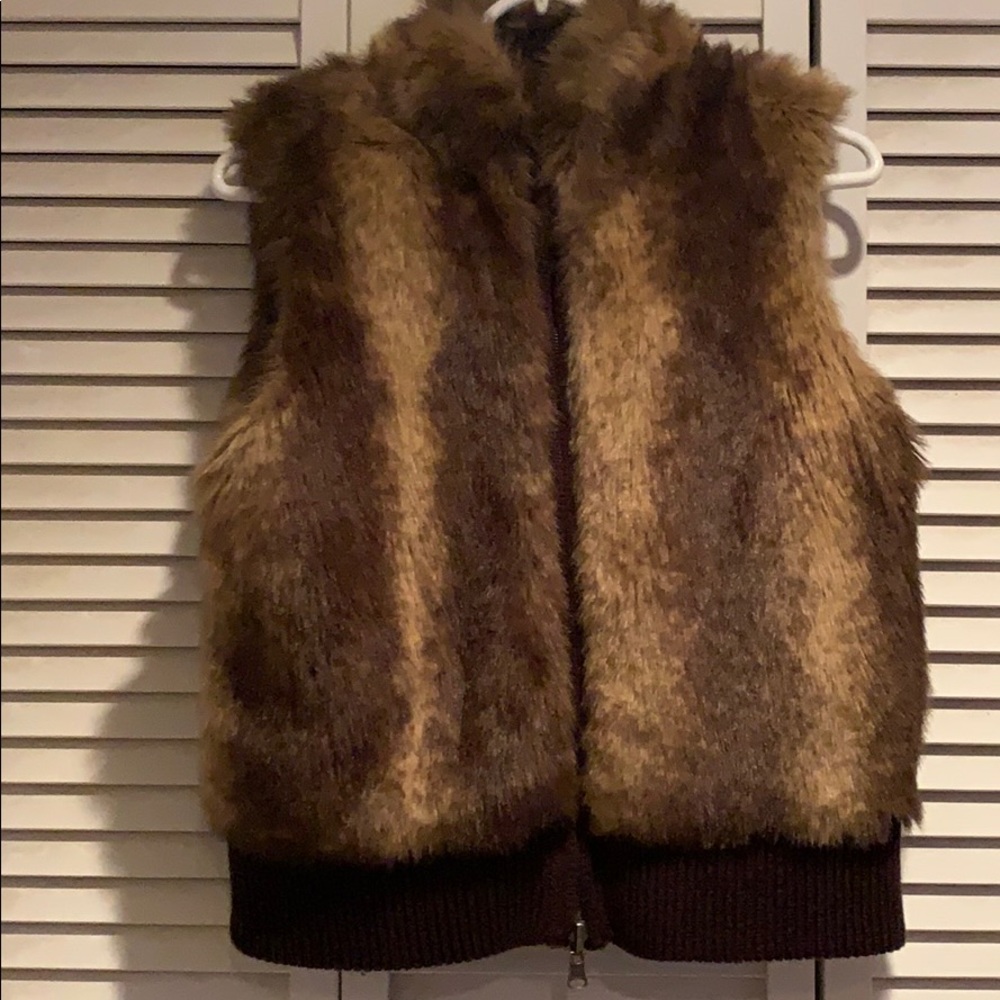 INC reversible vest